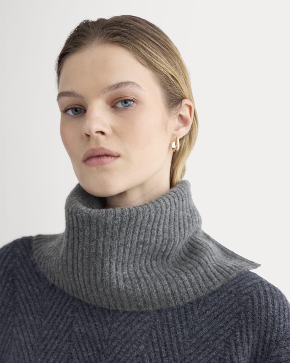 Cashmere Snood | Heather Mid Grey - Image 3