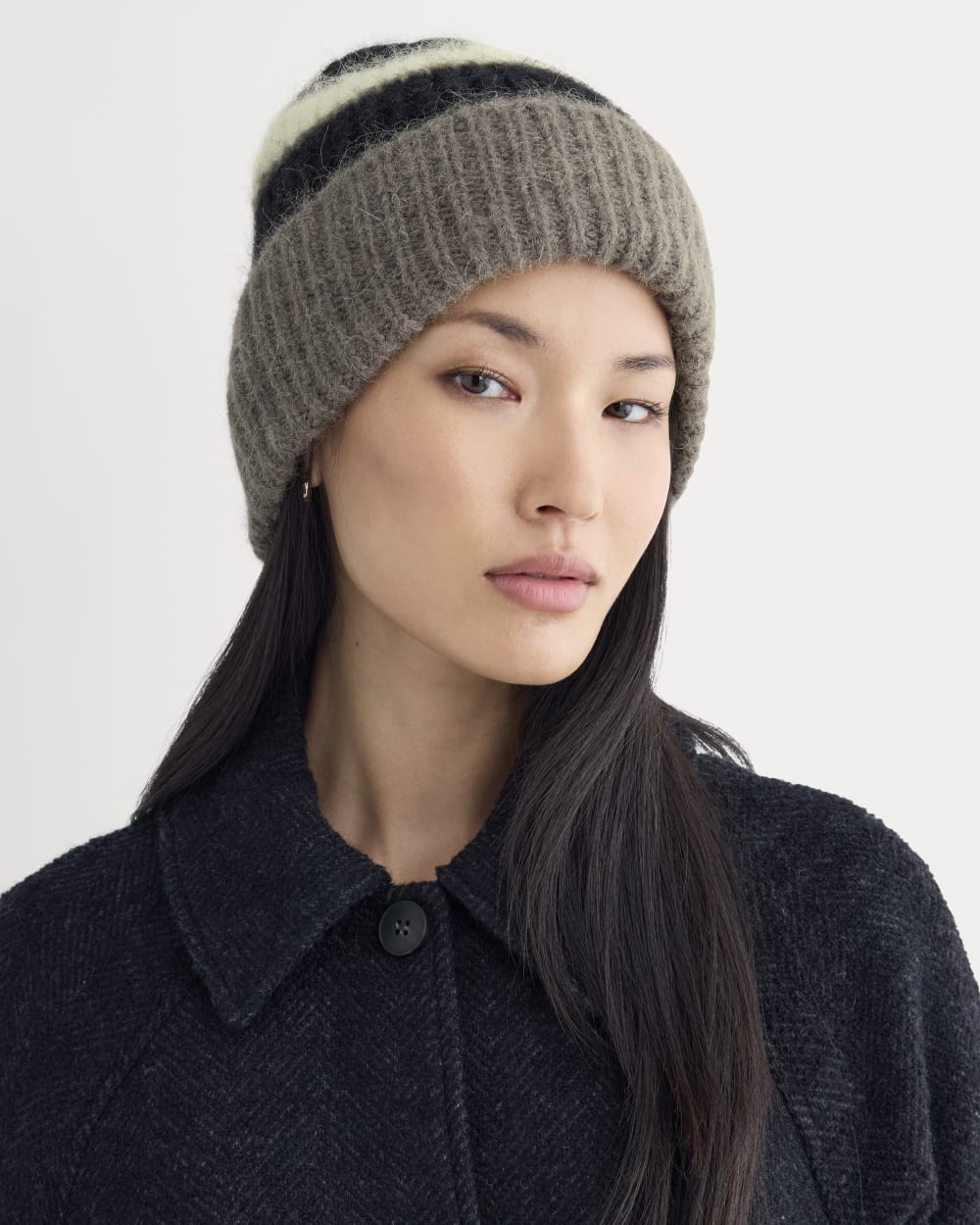 Plush Alpaca Beanie | Mid Grey Heather/Black/Bone - Image 3