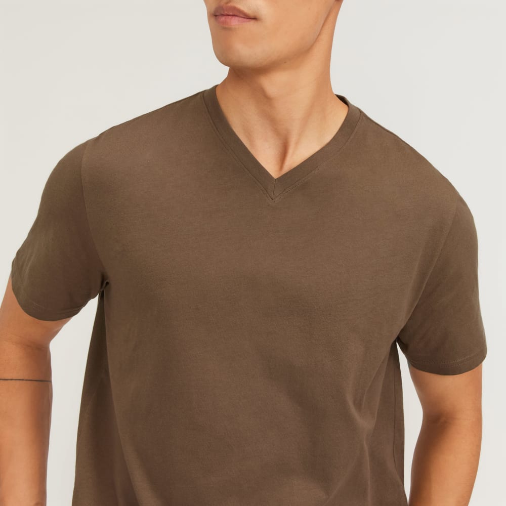 The Essential Organic V-Neck Tee | Cocoa - Image 4