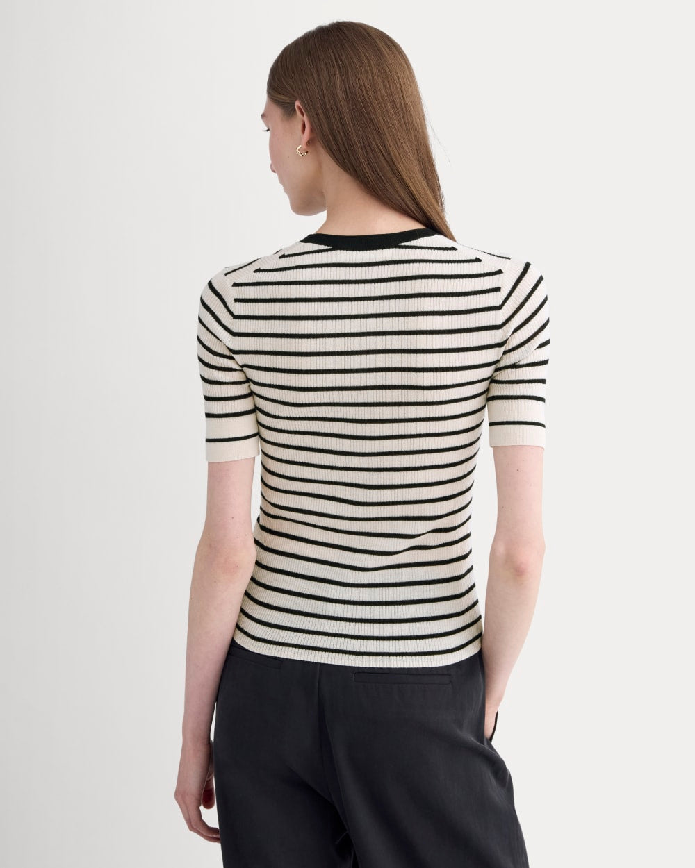The Short-Sleeve Henley in Ultrasoft Merino | Parchment / Black - Image 5