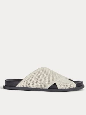 The ReKnit Form Crossover Sandal | Sandshell