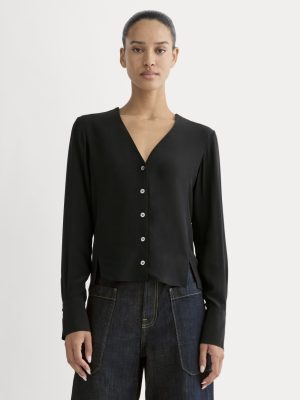 The V-Neck Blouse in Washable Silk | Black