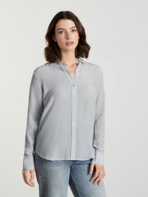 The Must-Have Shirt in Washable Silk | Sky