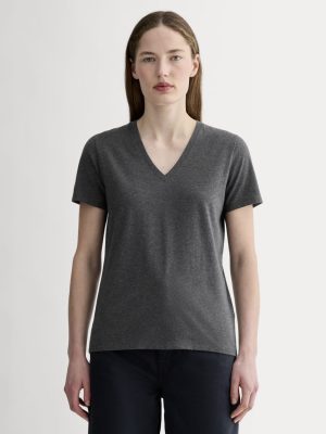 The Slim V-Neck Tee in Essential Cotton | Heathered Soot
