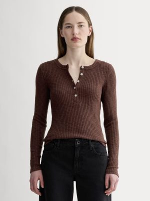 The Cozy Rib Henley | Dark Mahogany