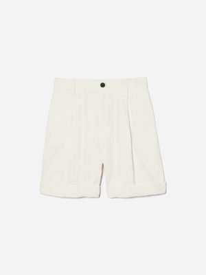 The Tourist Short | Canvas