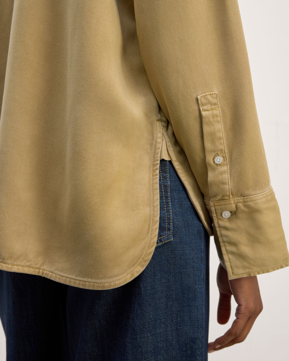 The Boxy Overshirt in Buttersoft | Fennel Seed - Image 5
