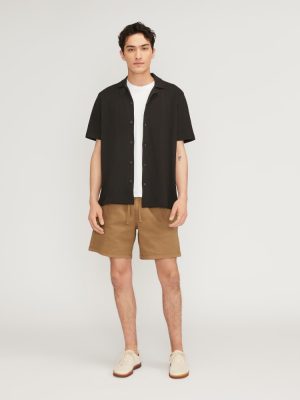 The Easy Short | Toasted Coconut