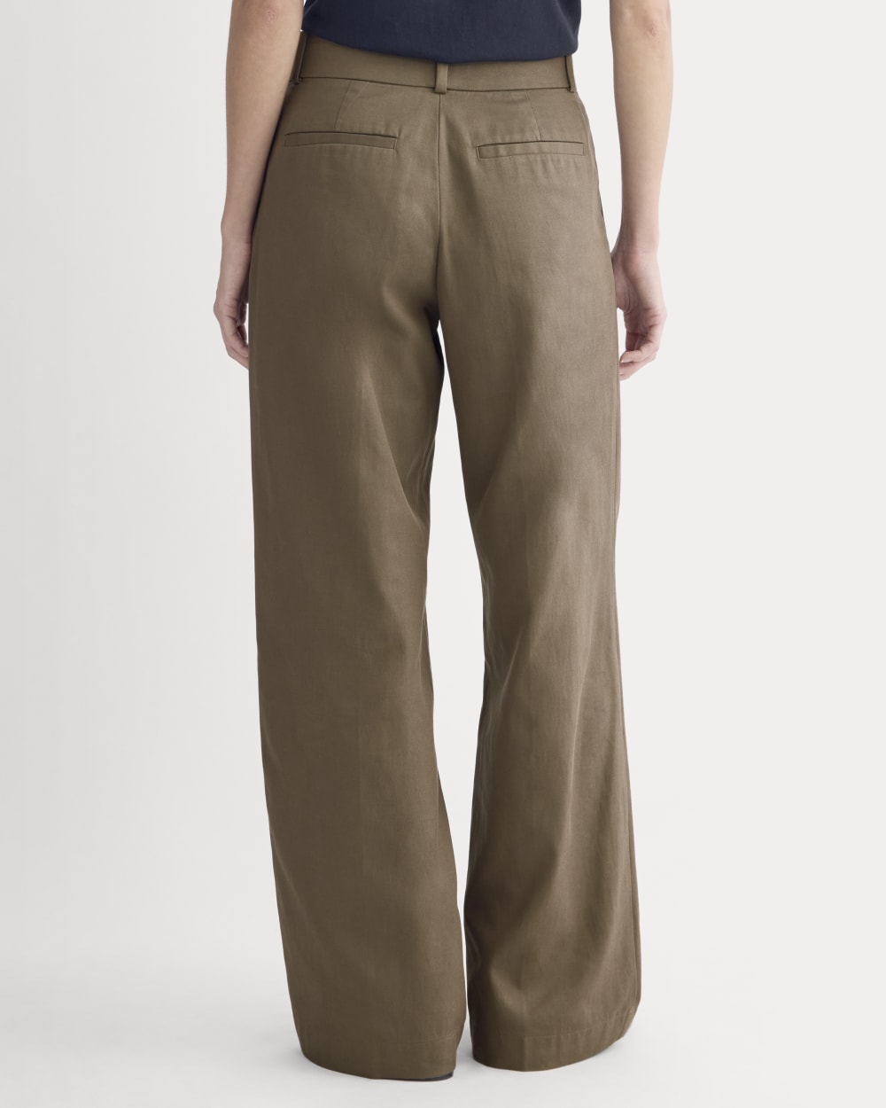 Wide-Leg Trouser in Buttersmooth | Deep Taupe | 30 Inseam - Image 5
