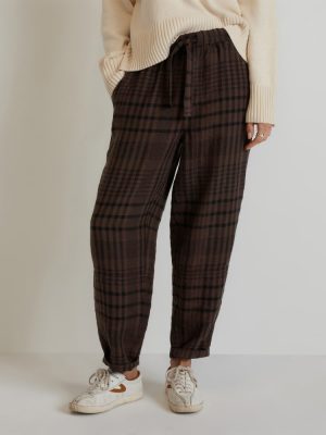 The Linen Pull-On Barrel Pant | Chocolate Brown / Black